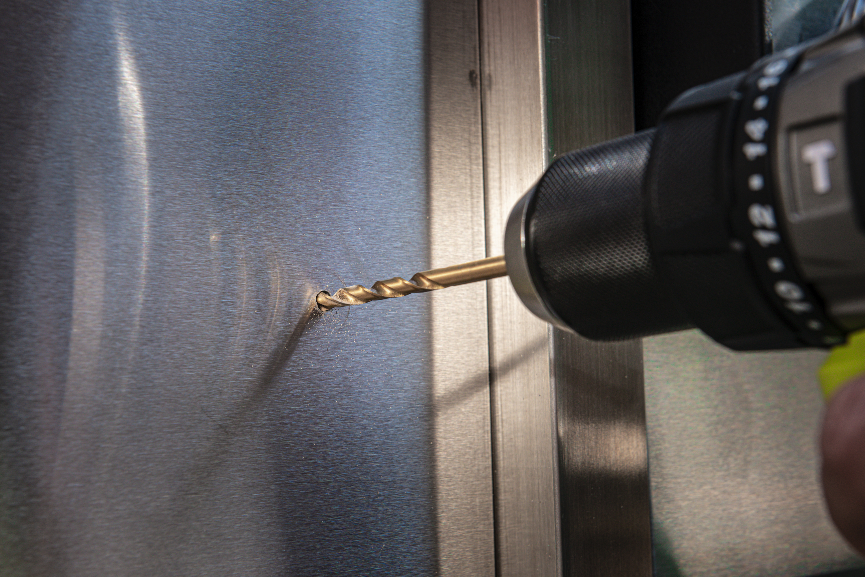 RARXHG13-App_2.jpg borrar i metall